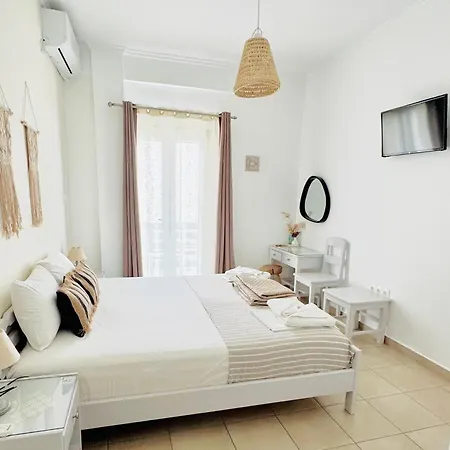 מלון Kirki By The Sea