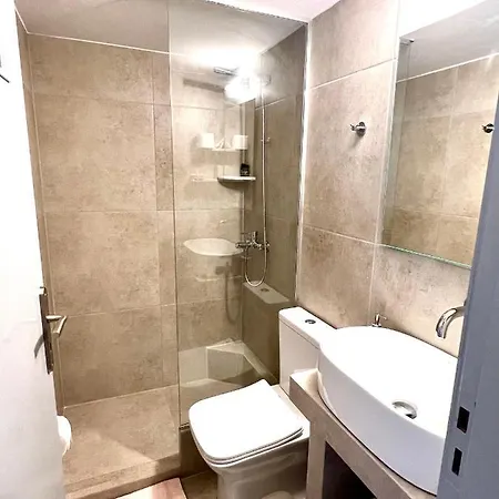 Отель Kirki By The Sea 2*