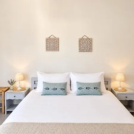 Kirki By The Sea Hotel 2*