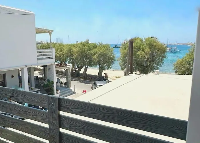 Kirki By The Sea 2* Πάρος